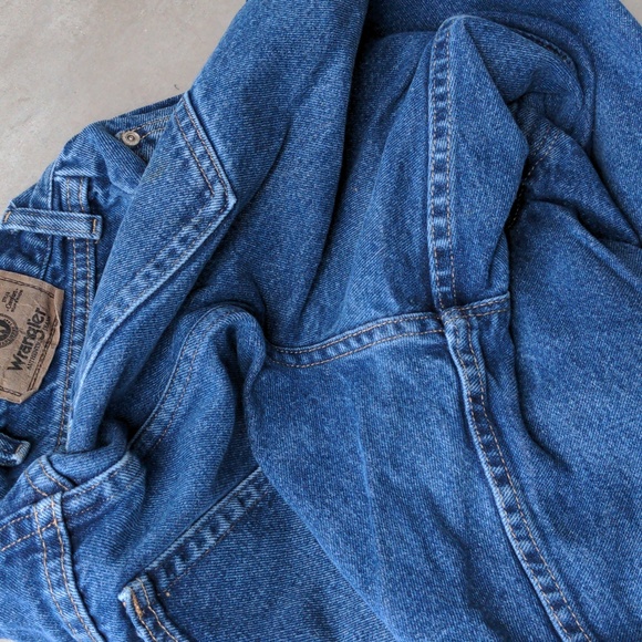 Wrangler Jeans - Picture 3 of 5